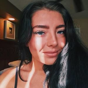 Meet your Posher, Madeleine